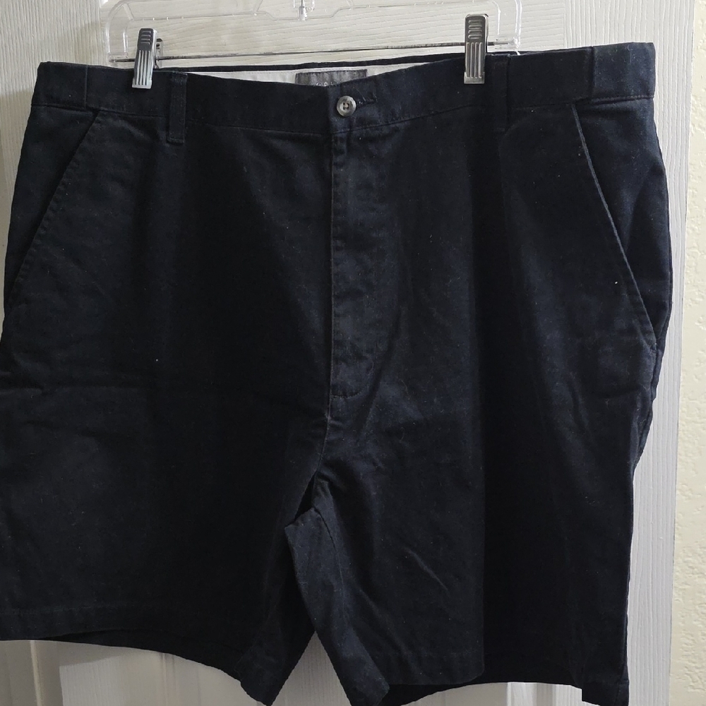 croft & barrow Black Flat-Front Men's Shorts Size 42